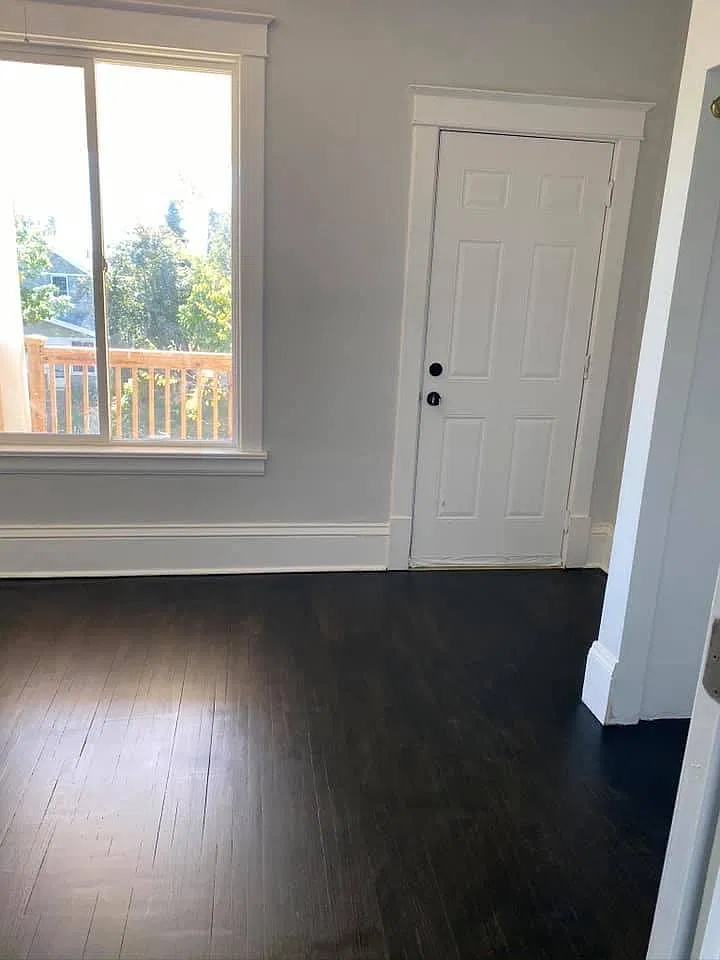 4 bed, 1200 sqft, $2,300 — Photo 2