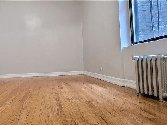 3rd image of 604 W 162nd St APT 3G