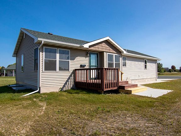 3rd image of 1831 Island View Cir SW