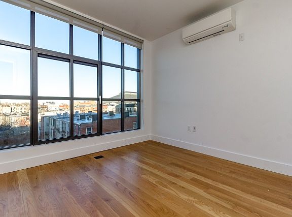 2nd image of 1040 Dean St #611L