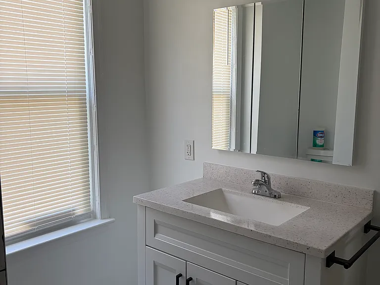 350 S Scott Ave #1 — Photo 11