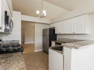 448 Vineyard Dr, Lakeland, FL 33809