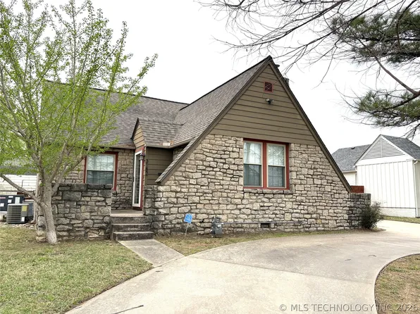 3182 E 1st St, Tulsa, OK 74104