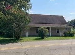 216 Blueridge Ave, Nelson, GA 30151