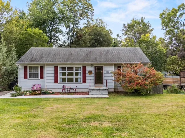 905 Woodward Ave, Athens, TN 37303