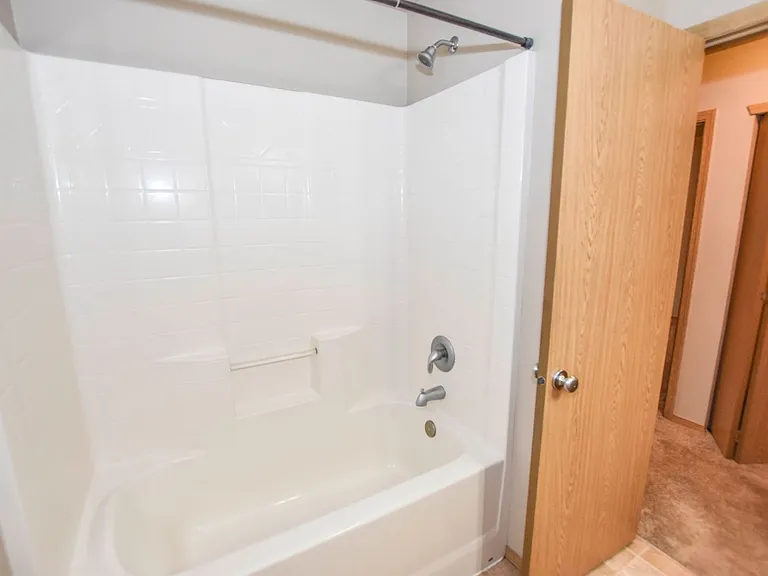 1320 Mills Landing Ct SE — Photo 19