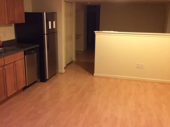 1204 S Charles St #1, Baltimore, MD 21230