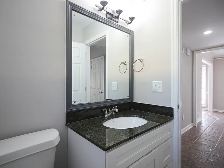 4525 Fox Creek Dr — Photo 16