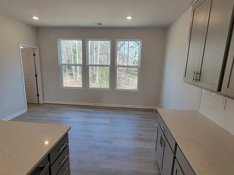 2354 Donnelly Hills Ln — Photo 14