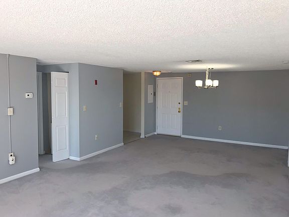 2nd image of 30-1 Revere Beach Pkwy #509