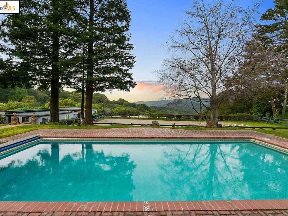 14170 Skyline Blvd, Oakland, CA 94619 | Zillow