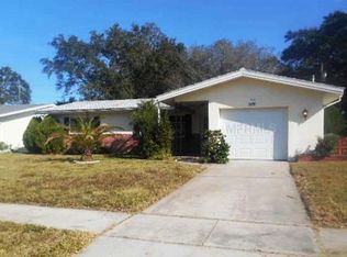 505 Seacrest Dr, Largo, FL 33771