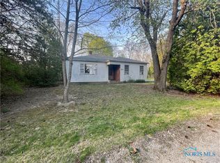 10043 Independence Rd, Defiance, OH 43512