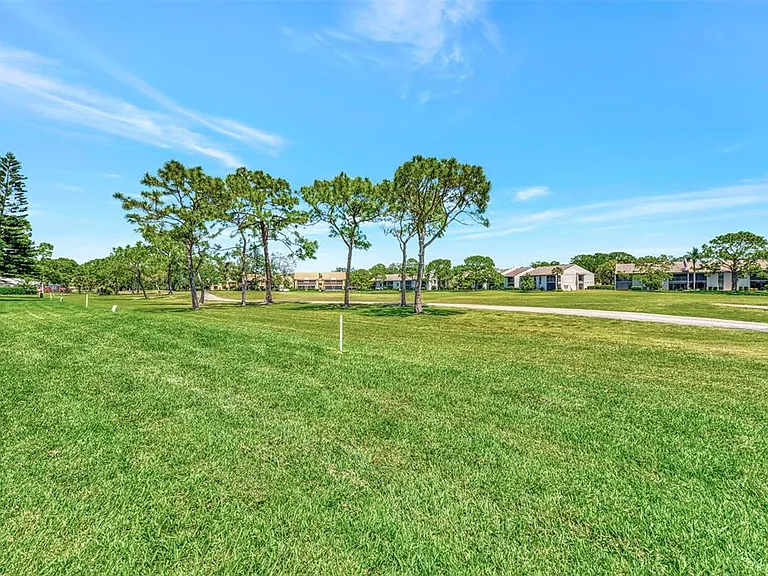 3141 Heatherwood Ln — Photo 45