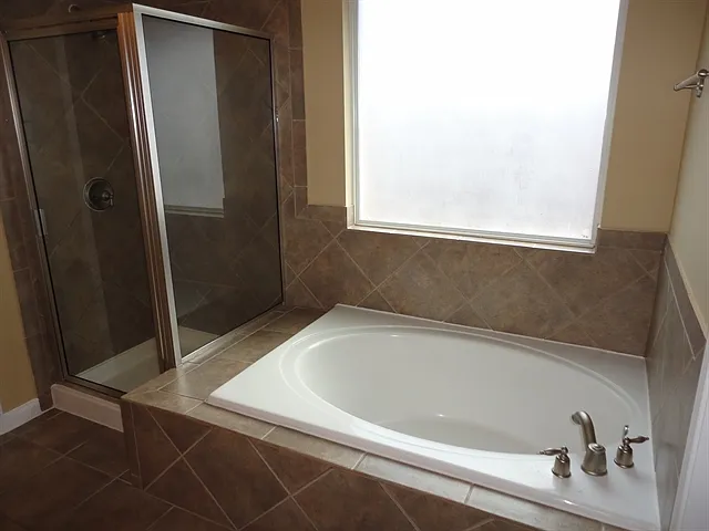 4118 Hidden View Ct — Photo 15