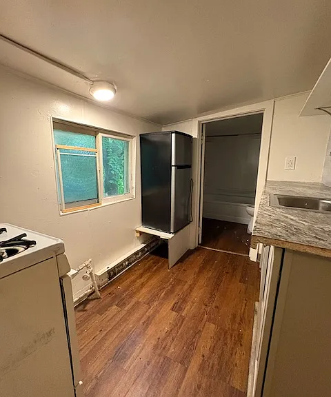 14 Clarke St #6 — Photo 2