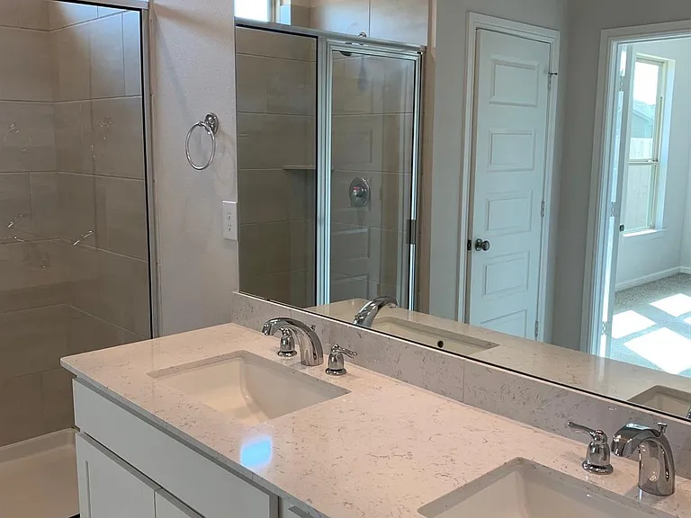 8022 Cliffside Terrace Ct — Photo 22