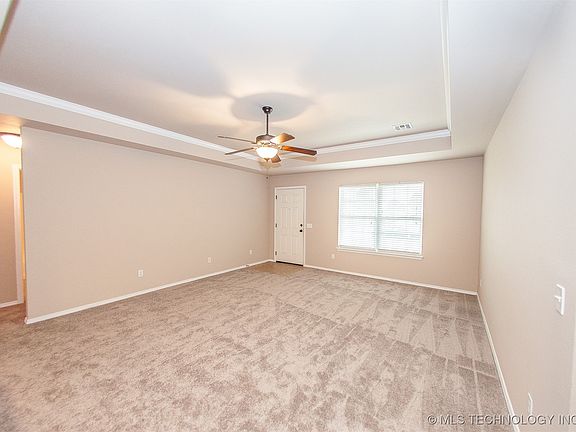 5th image of 8901 S 261st East Ave