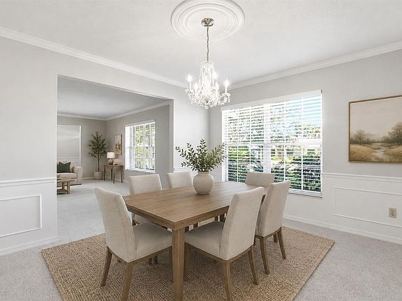 5th image of 5082 Jennifer Pl