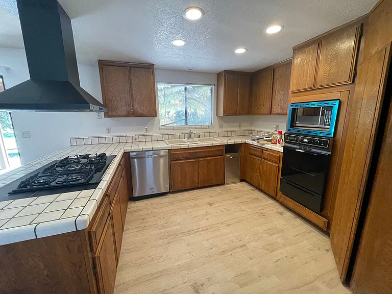 17343 Buckthorn Ave — Photo 4