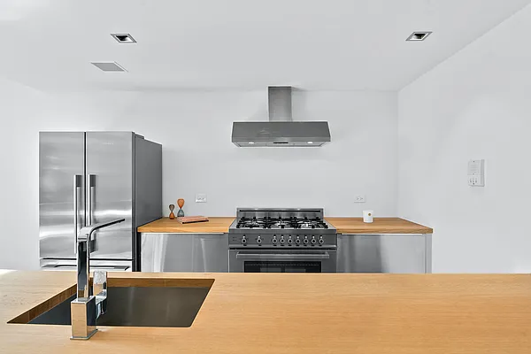 Sold by Corcoran | media 4