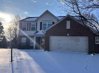 5913 Sandalwood Dr, Carmel, IN