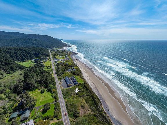 5th image of 2300 Highway 101