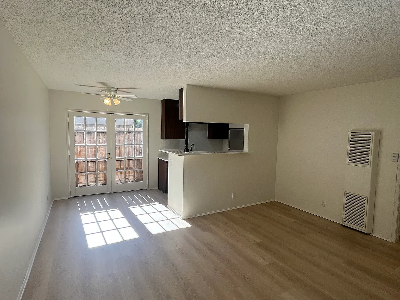 1 bed, $2,095 — Photo 2