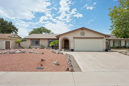 2319 E Loma Vista Dr Photo 1 2319 E Loma Vista Dr Photo 1