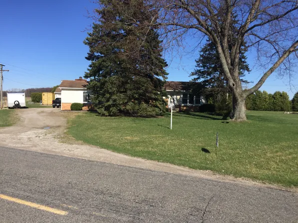 1960 Sheick Rd, Monroe, MI 48162