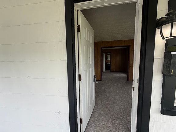 4th image of 167 Benfield Ave