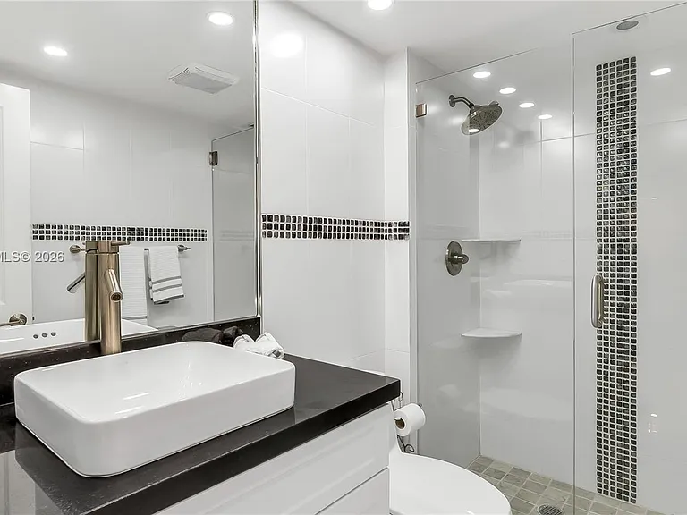 3140 S Ocean Dr #241-2411 — Photo 25