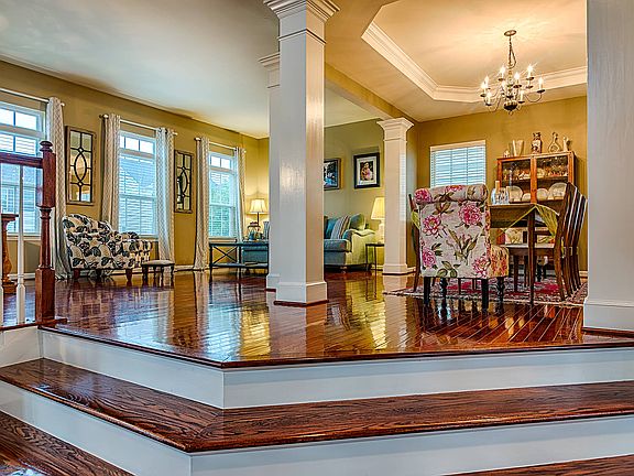 4th image of 4449 Davis Fairfax Ln