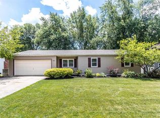 135 E Schrock Rd, Westerville, OH 43081
