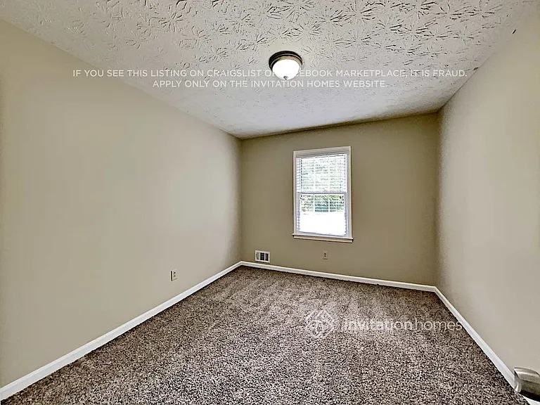 3248 Mountain Hollow Dr — Photo 13