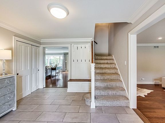 3rd image of 203 Dierks Dr
