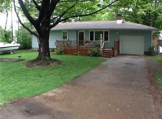 6540 Schuyler Dr, Derby, NY 14047