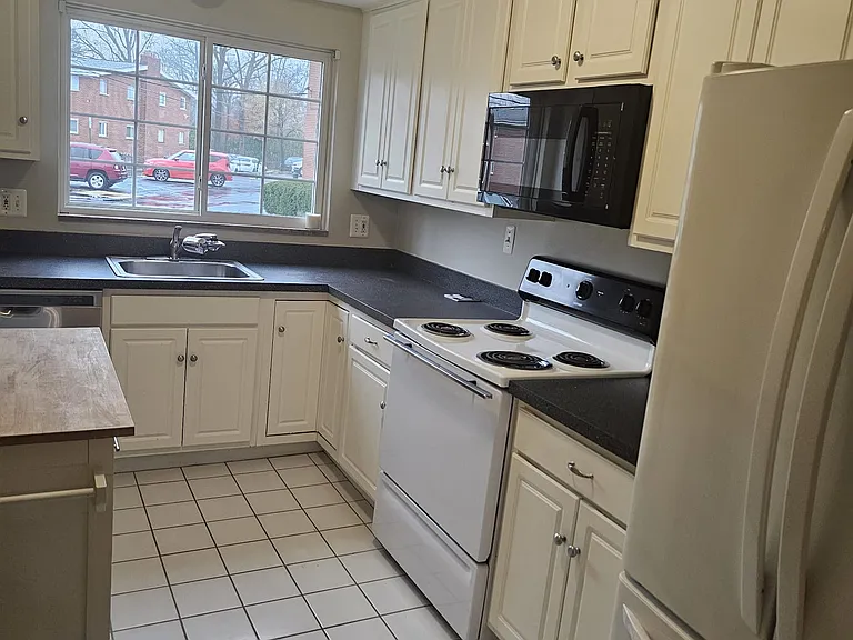 413 N Eton St #1-208-107 — Photo 24
