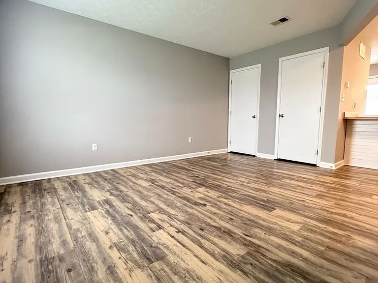 416 Garden City Dr — Photo 7