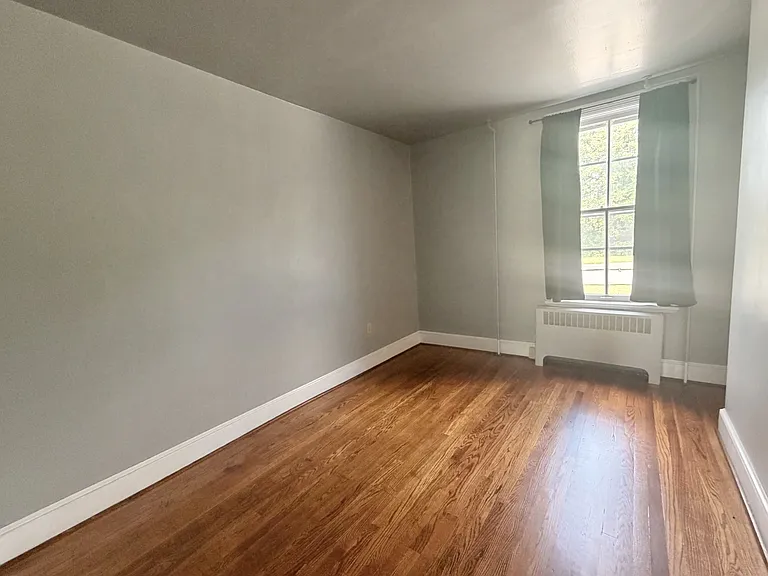 39 W King St #3 — Photo 8