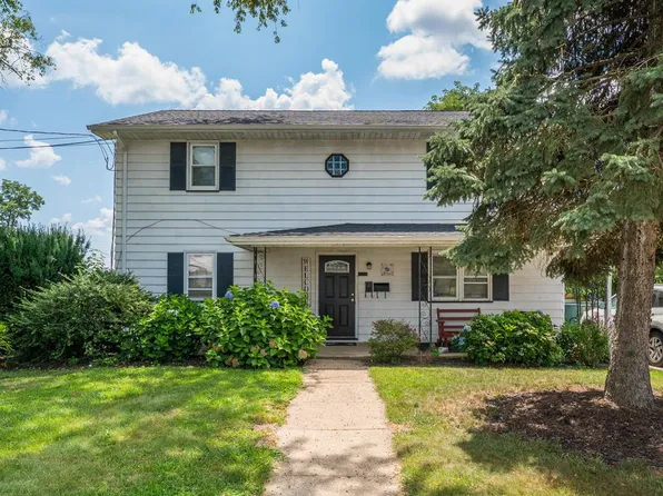 312 Conover St, Burlington, NJ 08016