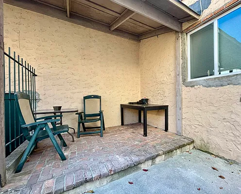 Rented by Oxford Property Group | media 24