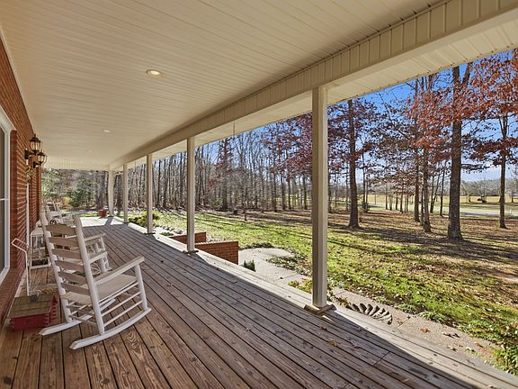2nd image of 139 Limestone Rd