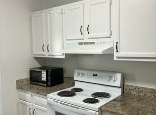 6269 Woodrun Dr, Jackson, MS 39211