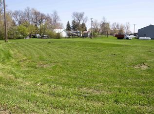 Charles St, Regan, ND 58477