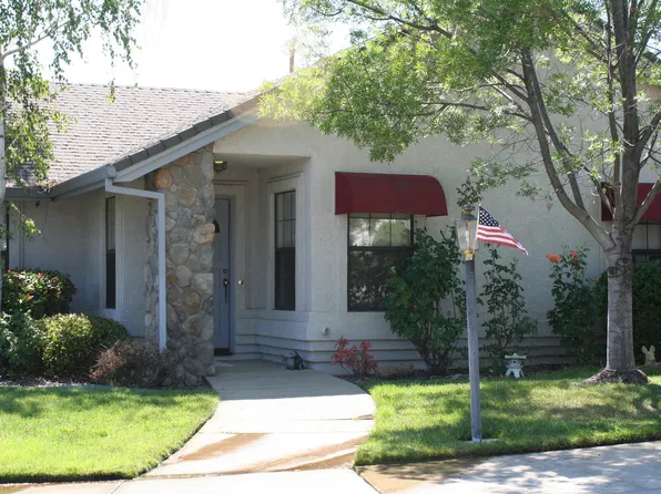 1992 Vineyard Trl, Redding, CA 96003