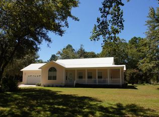 253 Bayou Cir, Freeport, FL 32439