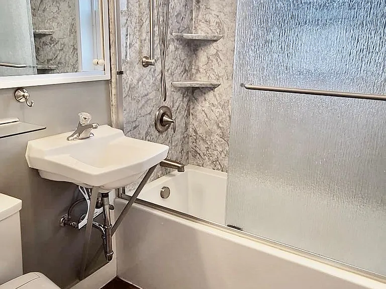 Bathroom Layout - Floors have been updated since this photo