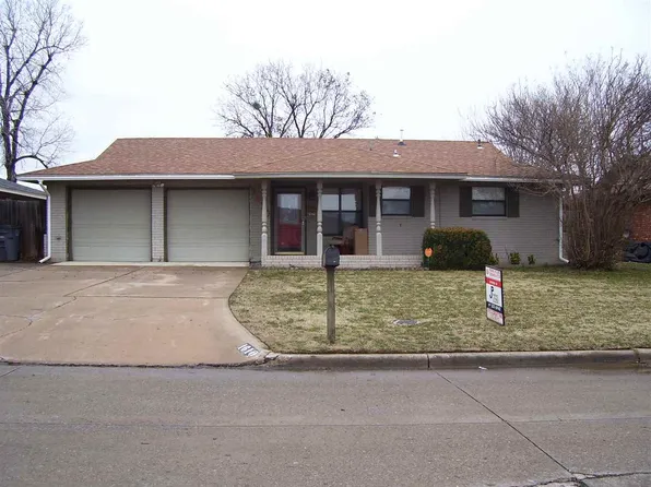 1610 SE Clover Ln, Lawton, OK 73501