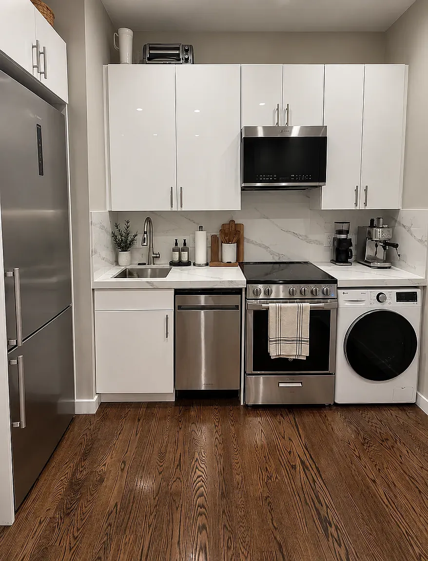 140 East 17th Street — Photo 1